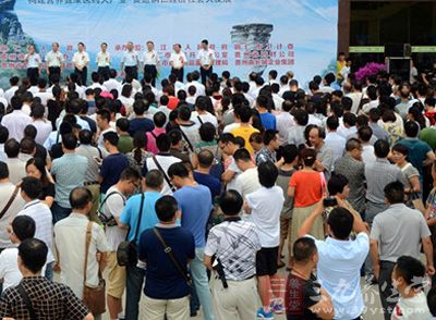 线上线下 做中医药大生意