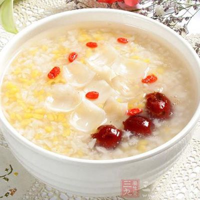 由小麦、大枣、粳米组成，是一剂治疗心气不足所致失眠、心悸、精神恍馏的良方