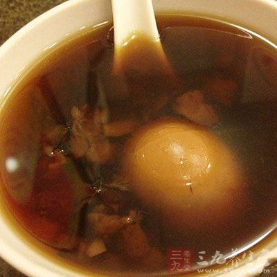 红枣丰胸之红枣鸡蛋茶