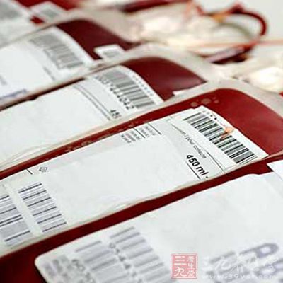 白<em>头发</em>怎么<em>变黑</em> 白发变黑发的4大实用<em>妙方</em>(6) 