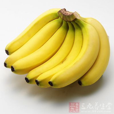 原料：新鮮的香蕉500克