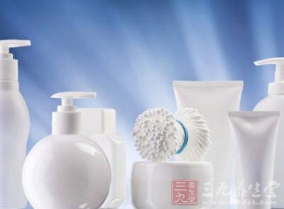 北京工商彻查高仿日用品 商家承认售假