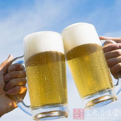 需少量飲酒