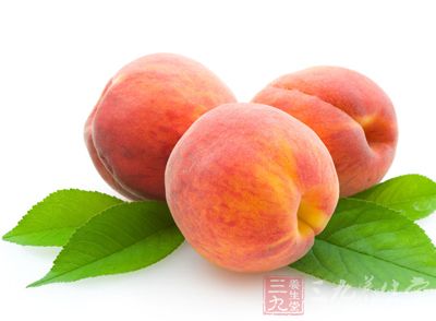 空腹吃桃子 这么吃对身体健康有何影响
