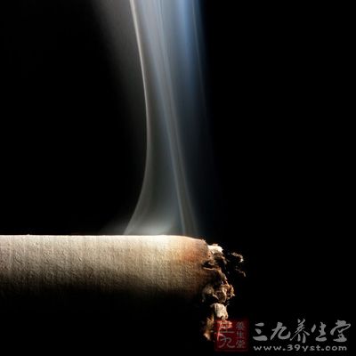 即使在室外抽烟，吸烟者家庭婴儿体内的尼古丁含量仍比不吸烟家庭婴儿高出7倍