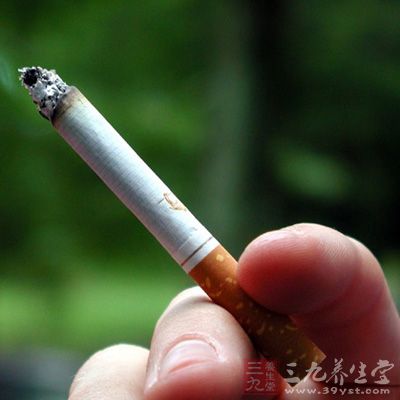 吸烟会使你罹患心肌梗死的危险性提高几十倍