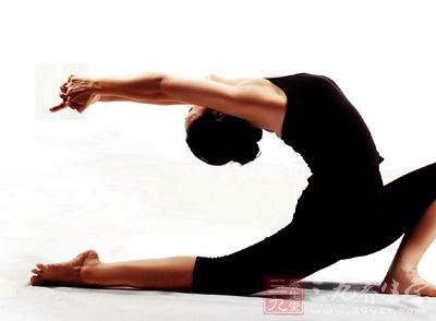 练瑜伽有什么好处 常练瑜伽可以驻颜美体--三九