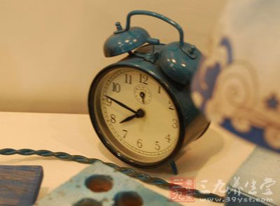 我们的身体从睡眠状态过渡到清醒状态 我们的身体从睡眠状态过渡到清醒状态