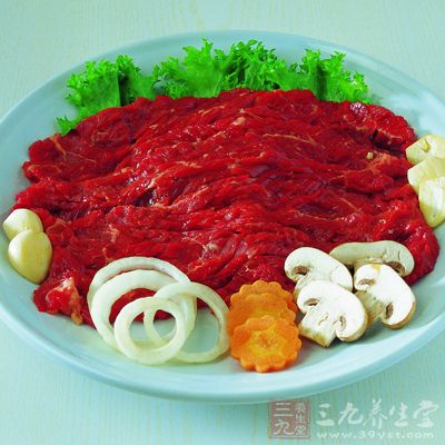 锅热油，下牛肉丝