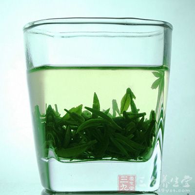 品龙井茶的讲究