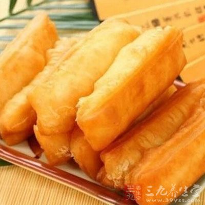 油条中的明矾是含铝的无机物 油条中的明矾是含铝的无机物