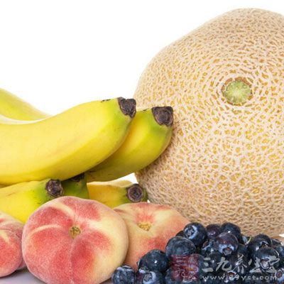 哈密瓜与香蕉同食会导致肾衰与关节病人病症的加重