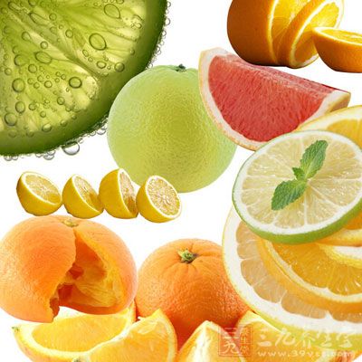 橘子和柠檬同食会导致消化道溃疡穿孔