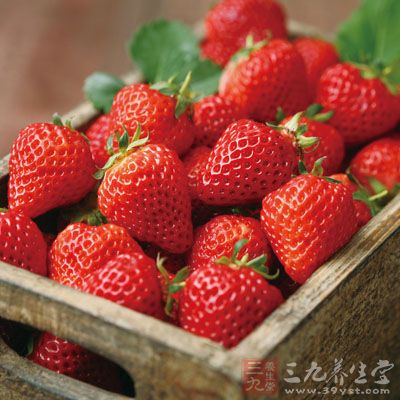 草莓中还含有丰富的维他命A和钾质