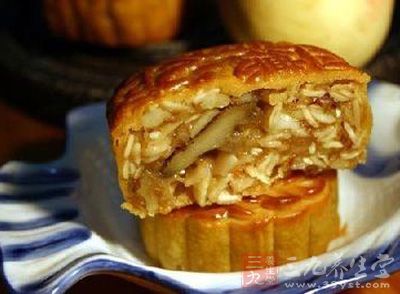 武汉今秋月饼打保健牌 螺旋藻苦荞成馅料