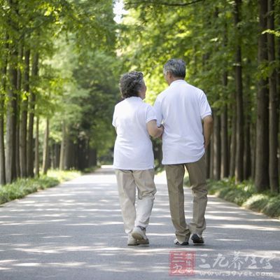 預防腦血栓多發(fā)生于50歲以上的中老年人