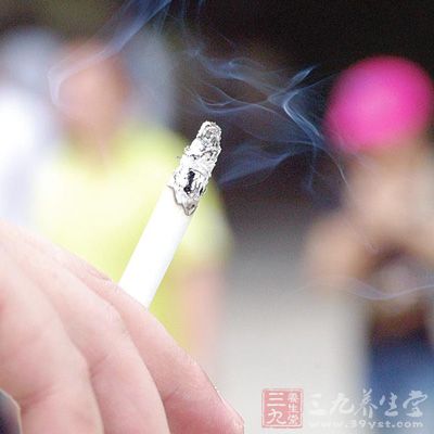 如果人們有吸煙的經(jīng)歷，久咳不愈，就要去醫(yī)院了