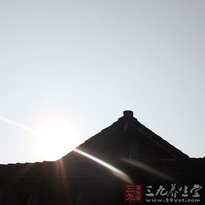 霧怕兩樣東西，太陽和風