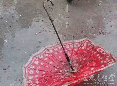 中国江淮流域梅雨天气过程