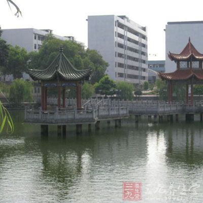 6月的天气,温度开始不断上升,中央空调开始变得不可或缺 6月的天气,温度开始不断上升,中央空调开始变得不可或缺