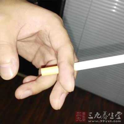 吸烟对颈动脉硬化形成影响大