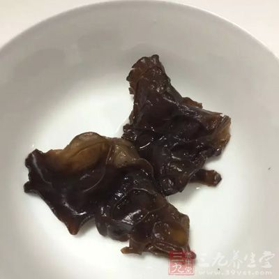 黑木耳小心会是药水泡过的