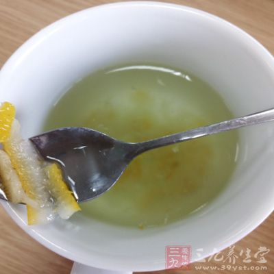 柚子茶: 滋养,润燥,解毒,止痛