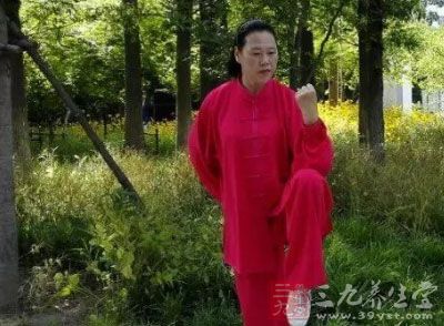 道家学说是春秋战国时期以老子、庄子为代表的人们所提出的哲学思想。他们的学术思想在中医养生学的形成过程中产生过一定的影响。