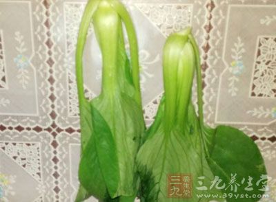 调节脾胃，每天要多喝水，减少油腻和甜食。多吃青菜、水果的同时，可以适当吃一些瘦肉、坚果和豆类食品。调节脾胃，每天要多喝水，减少油腻和甜食。多吃青菜、水果的同时，可以适当吃一些瘦肉、坚果和豆类食品。