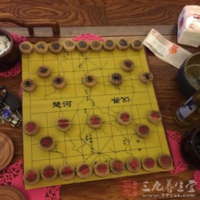 淡定地下棋