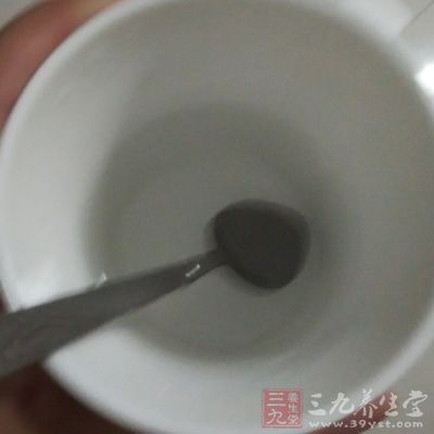 誤區(qū)每天8大杯水保健康