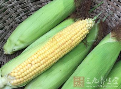 老玉米和嫩玉米的区别 老玉米和嫩玉米的区别