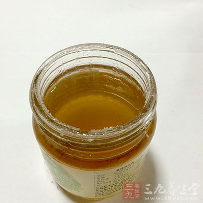 待凉后加入蜂蜜调味后即可食用