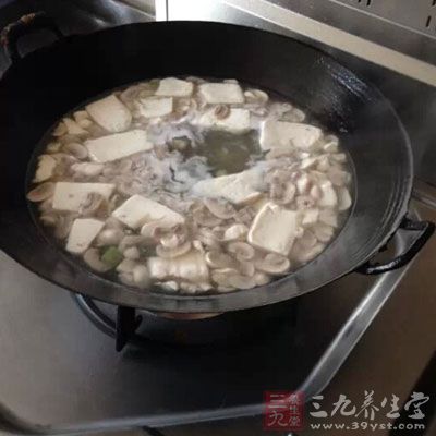 豆腐健腦的同時，還能抑制膽固醇的攝入