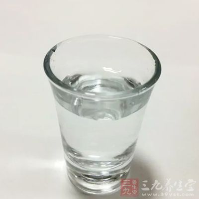 患者与患者质检彻底隔离，多喝开水