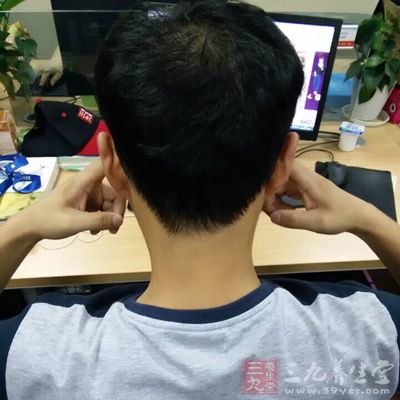 晨起听刺激又吵的音乐就会对我们神经造成伤害