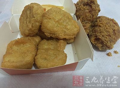 脂肪肝患者不能吃含脂肪高的油腻油炸食品