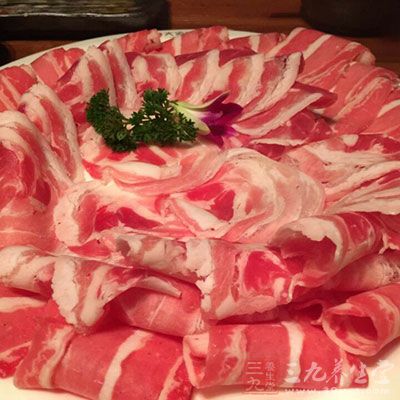 此菜以羊肉為主料