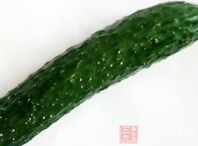 韭菜花，黄瓜，白酒，红辣椒，盐