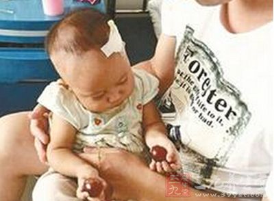 <em>幼儿被打过期疫苗</em> 谁应为伤童疫苗买单 - 三九