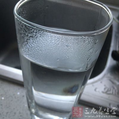 白开水是最没负担的水