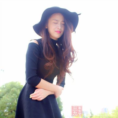 肠胃功能总是出轨：捏脊