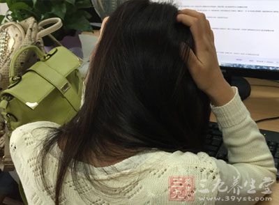 献血前两天如有感冒、发烧、咳嗽等应暂缓献血。 献血前两天如有感冒、发烧、咳嗽等应暂缓献血。