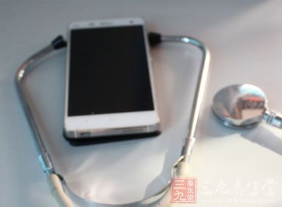 手机呼出时与网络初取得联系的几秒钟内电磁辐射强