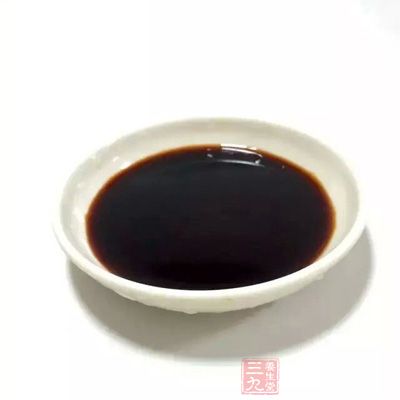 巧用醋去鸡皮肤