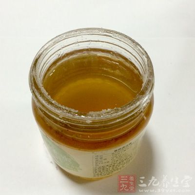 每天喝一勺蜂蜜就可以远离季节性过敏