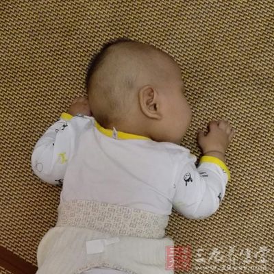 一岁以内的婴幼儿，是非常不适合吃蜂蜜的