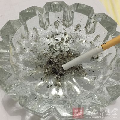 抽烟人群不断的扩大并呈现出越来越年轻化的趋势