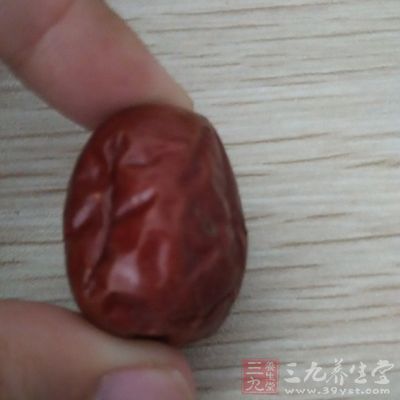 红枣中含有大量抗过敏物质――环磷酸腺苷