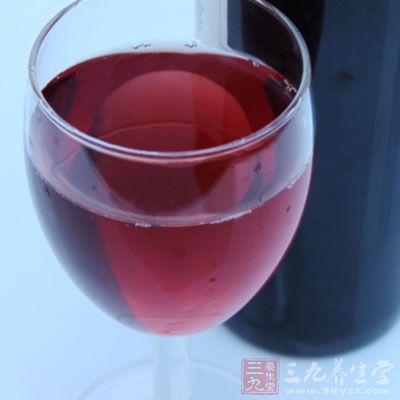 睡前小酌一杯